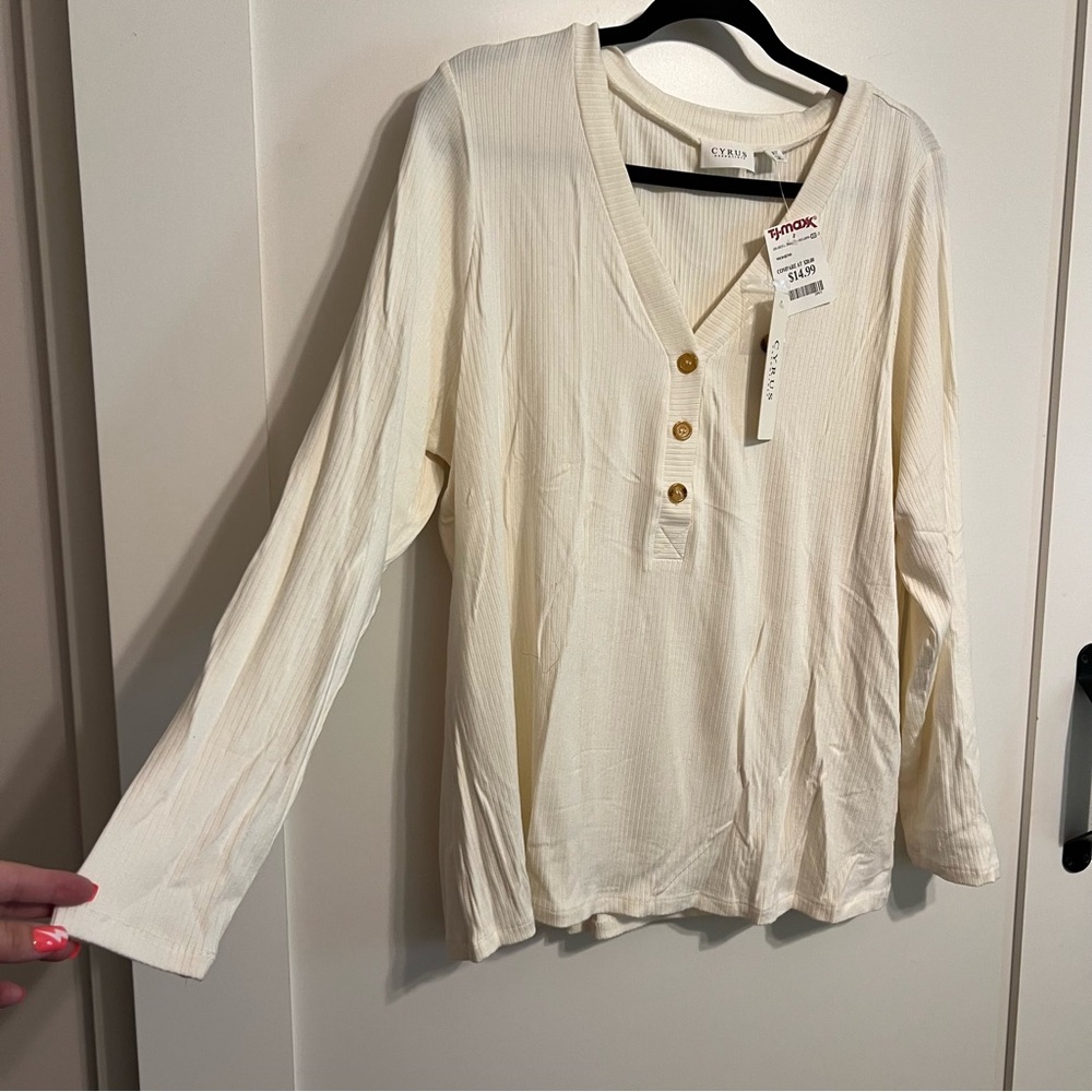 Cyrus Ribbed Ivory Henley Top